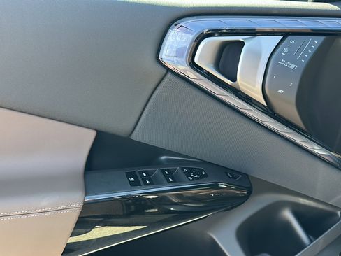 New 2026 BMW X3 xDrive30 w/ Premium Package image 13