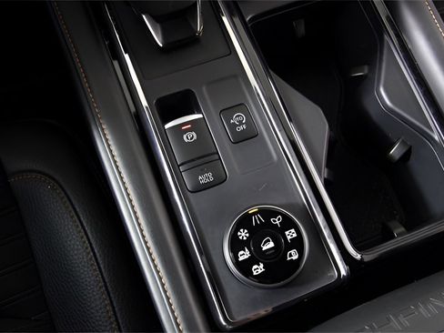 Used 2024 Nissan Pathfinder Rock Creek image 30