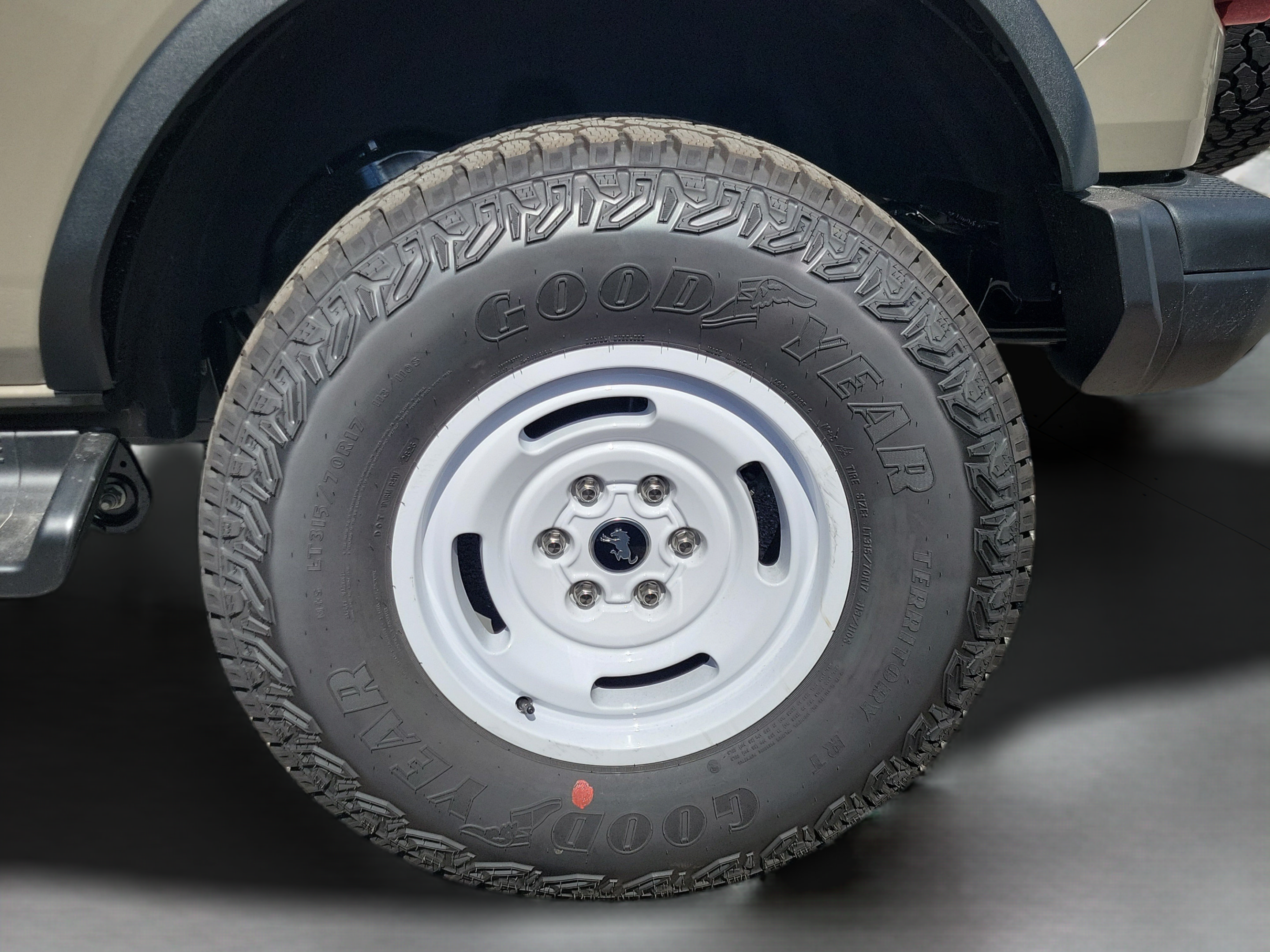New 2026 Ford Bronco Heritage Edition AWD/4WD image 29