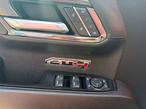 Used 2022 GMC Sierra 1500 AT4 w/ AT4 Premium Package AWD/4WD image 12