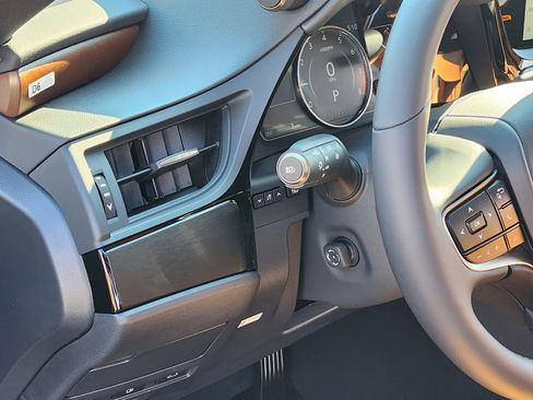 New 2025 Lexus ES 350 w/ Premium Package image 14