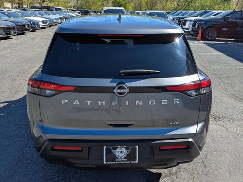Used 2022 Nissan Pathfinder S AWD/4WD image 8