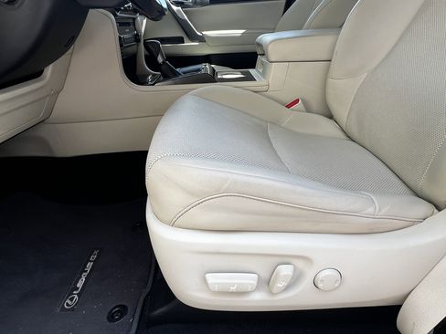 Used 2023 Lexus GX 460 Premium w/ Premium Plus Package image 17