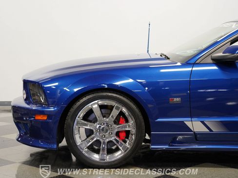 Used 2006 Ford Mustang GT RWD image 24