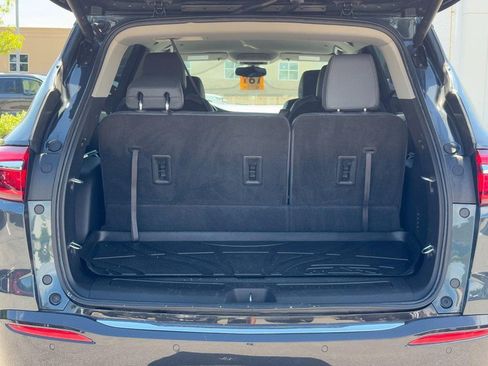 Used 2020 Buick Enclave Essence AWD/4WD image 9