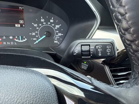 Used 2022 Ford Escape SEL image 37