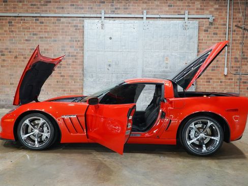 Used 2013 Chevrolet Corvette Grand Sport w/ 2LT Preferred Equipment Group RWD image 29