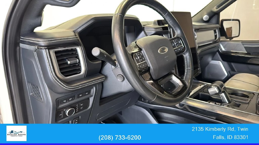 Used 2022 Ford F150 Lightning Platinum AWD/4WD image 19