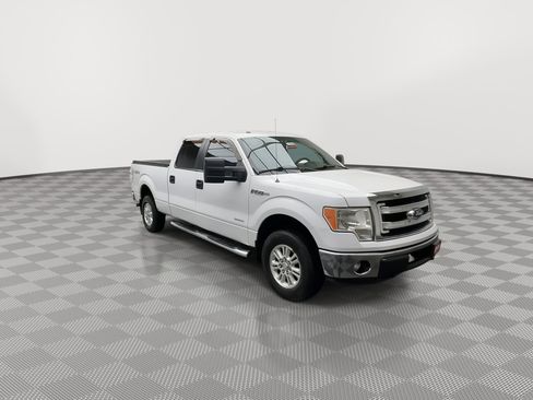 Used 2013 Ford F150 XLT w/ Mid Equipment Group AWD/4WD image 32