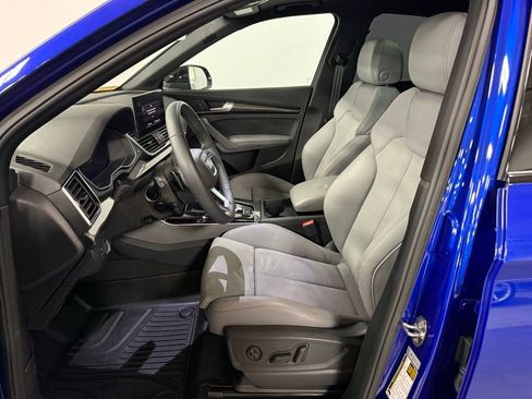 Used 2025 Audi SQ5 Premium Plus AWD/4WD image 9