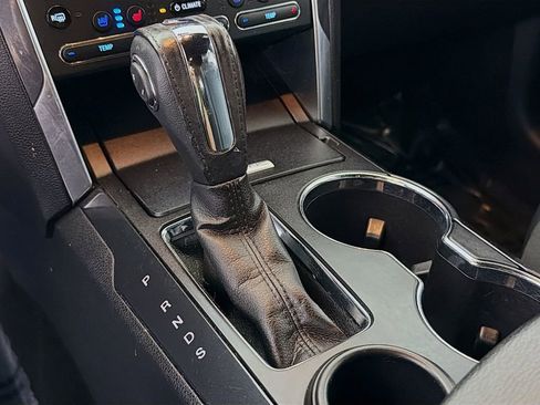 Used 2019 Ford Explorer Limited w/ Class III Trailer Tow Package image 20