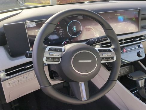 New 2026 Hyundai Tucson SEL image 13