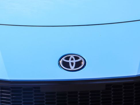 Certified 2023 Toyota GR86 Premium RWD image 13