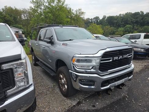 Used 2019 RAM 2500 Big Horn AWD/4WD image 2
