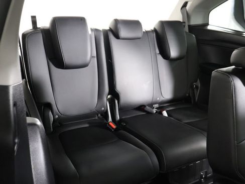 Used 2024 Honda Odyssey Touring image 42
