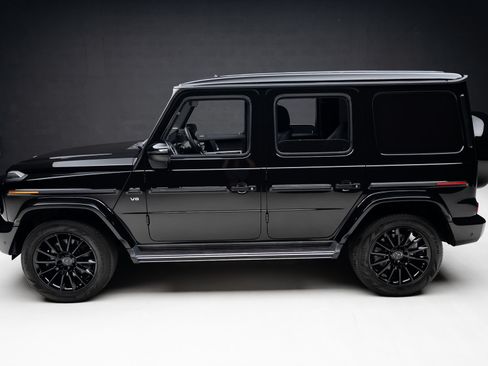 Used 2021 Mercedes-Benz G 550 w/ AMG Line image 17
