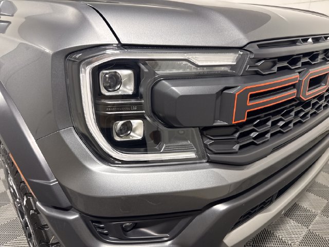 Used 2025 Ford Ranger Raptor AWD/4WD image 12