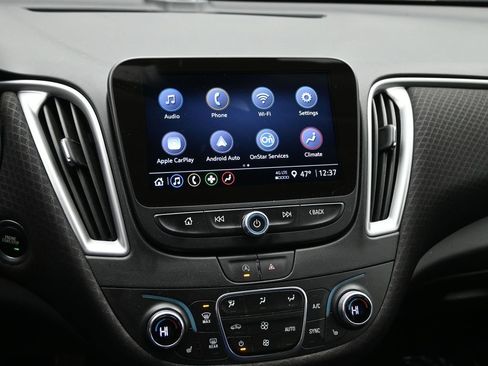 Used 2024 Chevrolet Malibu LT image 15