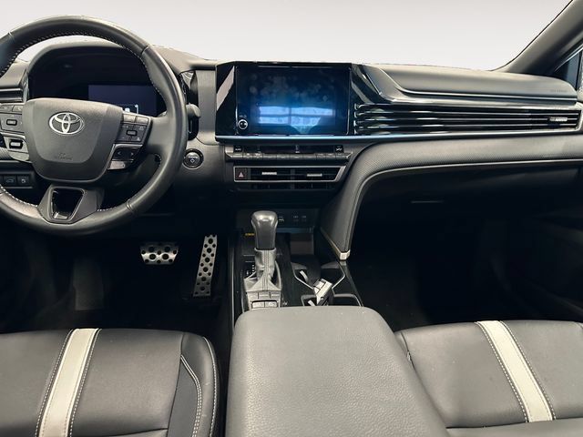 Used 2025 Toyota Camry SE FWD image 10