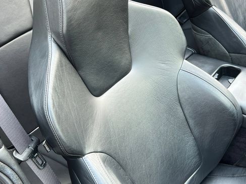 Used 2006 Aston Martin DB9 Volante RWD image 28