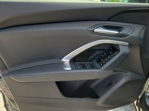 Certified 2025 Audi Q5 Premium w/ Convenience Package AWD/4WD image 19