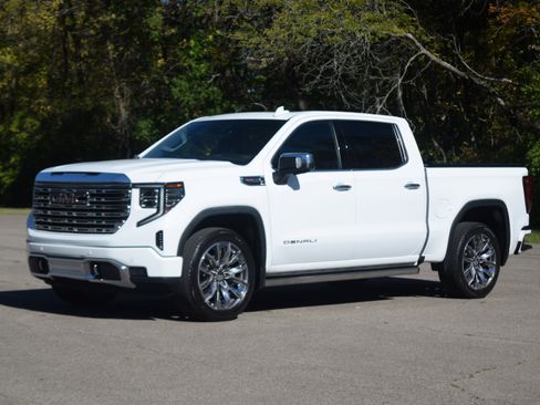 Used 2023 GMC Sierra 1500 Denali w/ Denali Reserve Package image 23