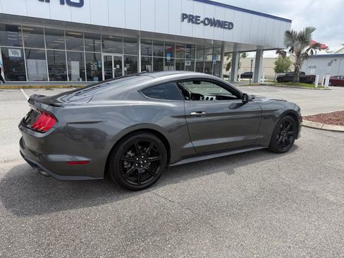 Used 2019 Ford Mustang GT Premium w/ Black Accent Package RWD image 3