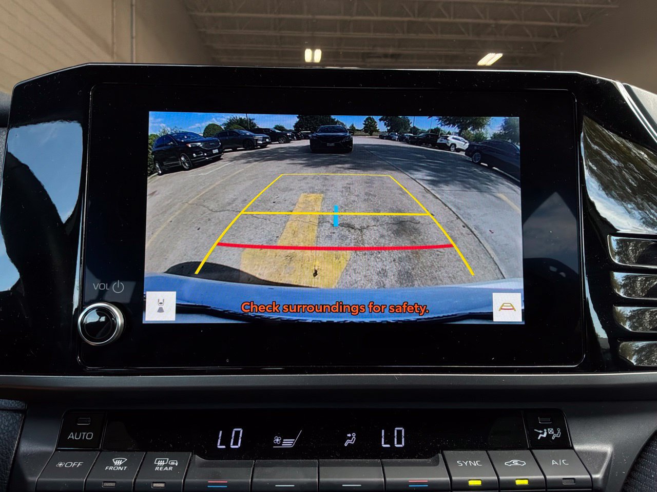 Used 2026 Toyota Camry SE FWD image 33