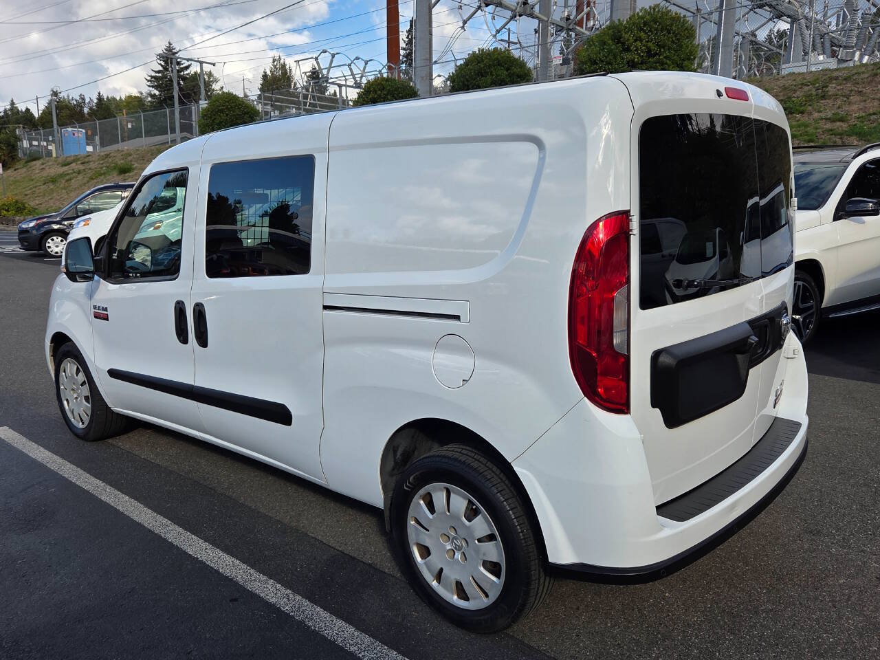 Used 2019 RAM ProMaster City Tradesman SLT FWD image 5