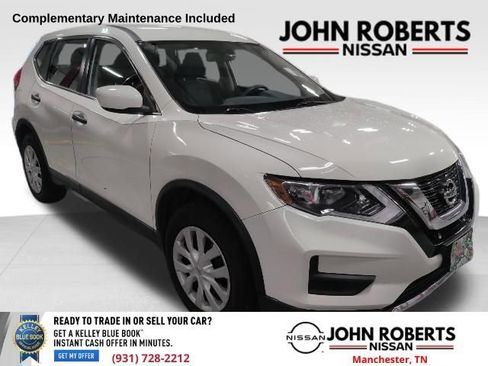 Used 2017 Nissan Rogue S AWD/4WD image 1