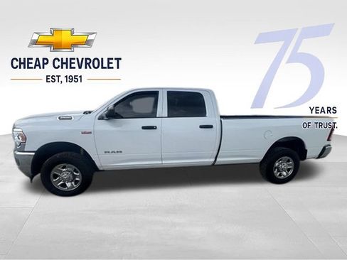 Used 2021 RAM 3500 Tradesman w/ Chrome Appearance Group AWD/4WD image 2