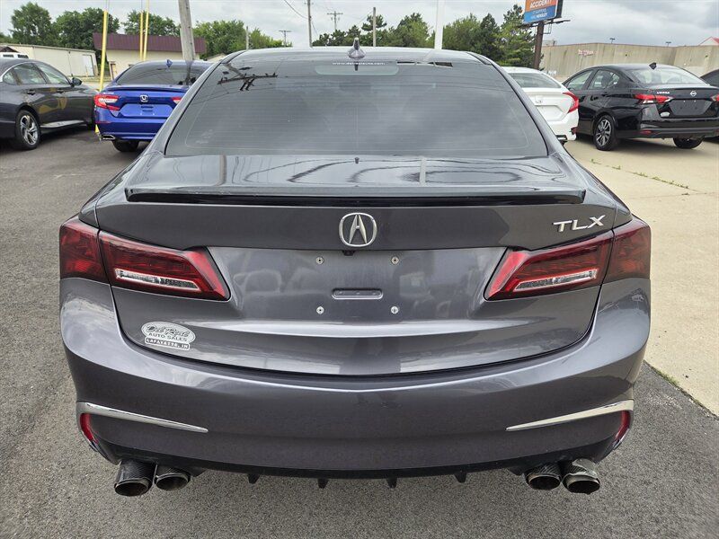 Used 2019 Acura TLX V6 FWD image 4