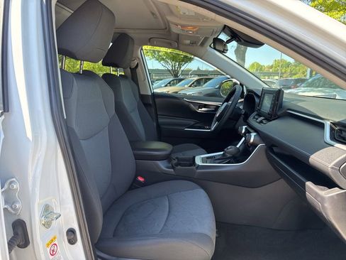 Used 2019 Toyota RAV4 XLE w/ Convenience Package AWD/4WD image 30