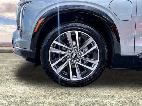 Certified 2026 Cadillac Vistiq Sport w/ LPO, Floor Liner Package AWD/4WD image 35
