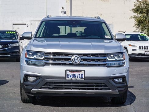 Used 2018 Volkswagen Atlas SE image 2