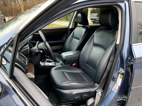 Used 2016 Subaru Outback 3.6R Limited image 7