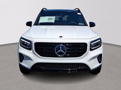 Used 2026 Mercedes-Benz GLB 250 4MATIC image 3
