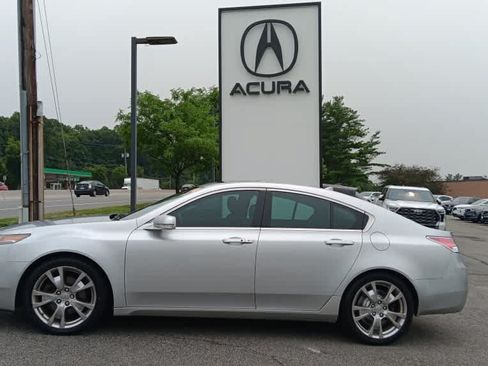 Used 2012 Acura TL SH-AWD image 2
