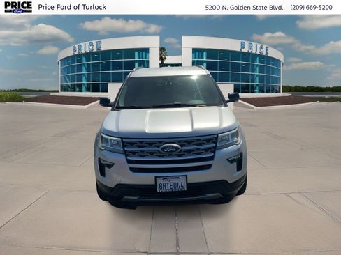Used 2018 Ford Explorer XLT w/ Equipment Group 201A AWD/4WD image 2