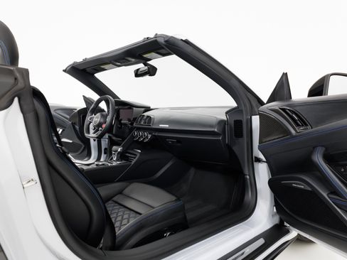 Used 2022 Audi R8 V10 performance w/ Premium Package RWD image 34