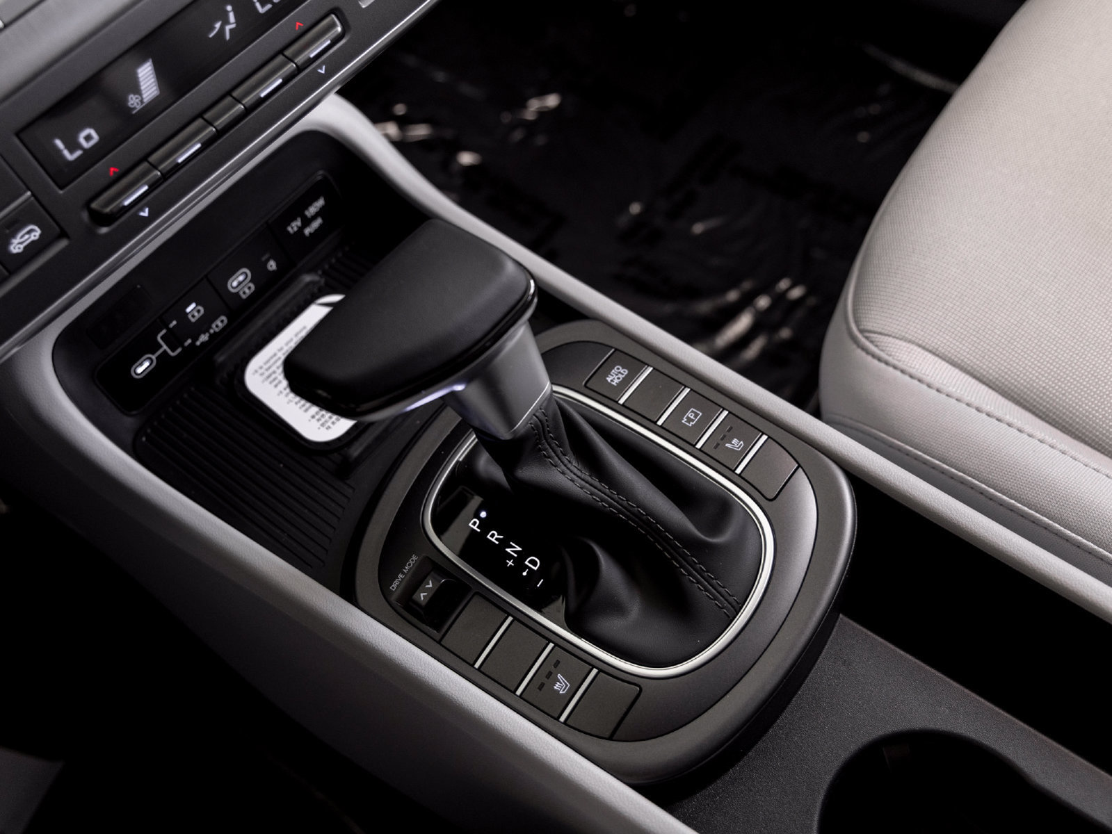 New 2027 Hyundai Kona SEL Sport FWD image 17