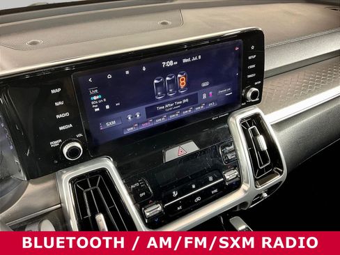 Used 2022 Kia Sorento SX AWD/4WD image 9