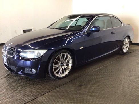 Used 2012 BMW 335i Convertible RWD image 3
