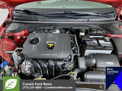 Used 2018 Hyundai Elantra SE image 30