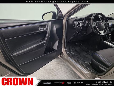 Used 2019 Toyota Corolla SE w/ Body Protection Package FWD image 19