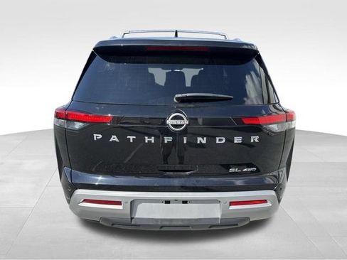 Used 2023 Nissan Pathfinder SL AWD/4WD image 7