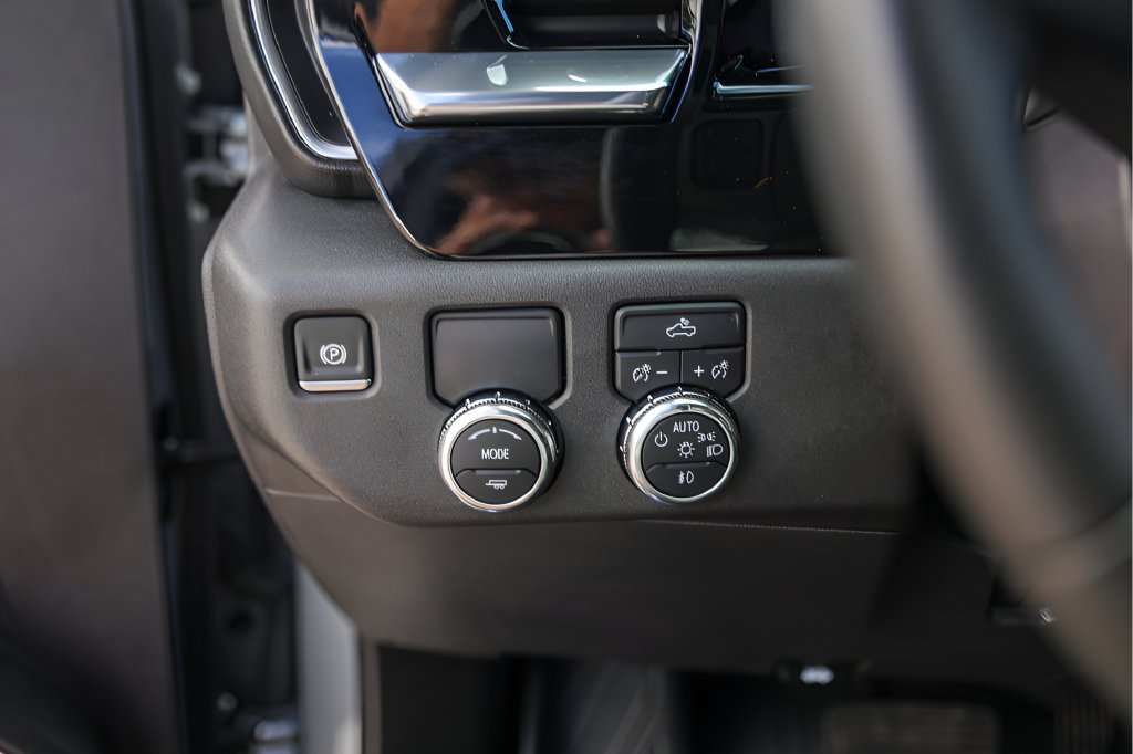 Used 2024 GMC Sierra 1500 Elevation RWD image 17