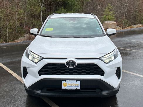 Used 2025 Toyota RAV4 XLE image 8