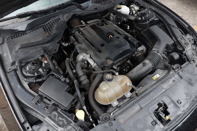 Used 2018 Ford Mustang Premium RWD image 46