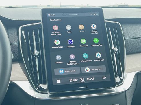 New 2026 Volvo XC90 B6 Plus w/ Protection Package Premier image 26